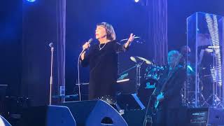 Mireille Mathieu -Mille colombes / Olympia 26.10.2025
