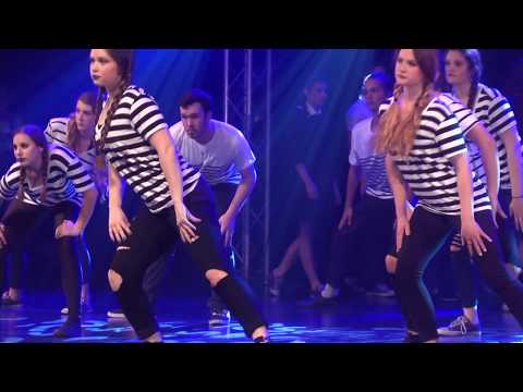 HRHS Dance Show 2016 - 45 Adams Family