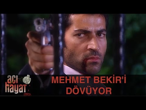 Mehmet, Bekir'i Döverek Malikanenin Önüne Atıyor - Acı Hayat 22.Bölüm
