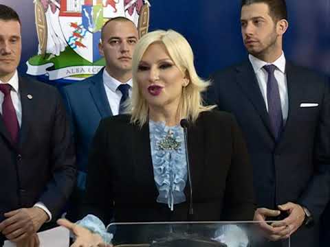 Zorana Mihajlović i Vanja Udovičić u Smederevskoj Palanci
