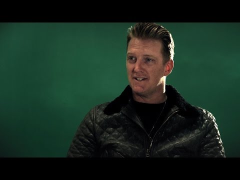 Artists talking about Gutterdämmerung