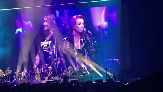 Patty Loveless ~ Nothin’ But The Wheel [clip]