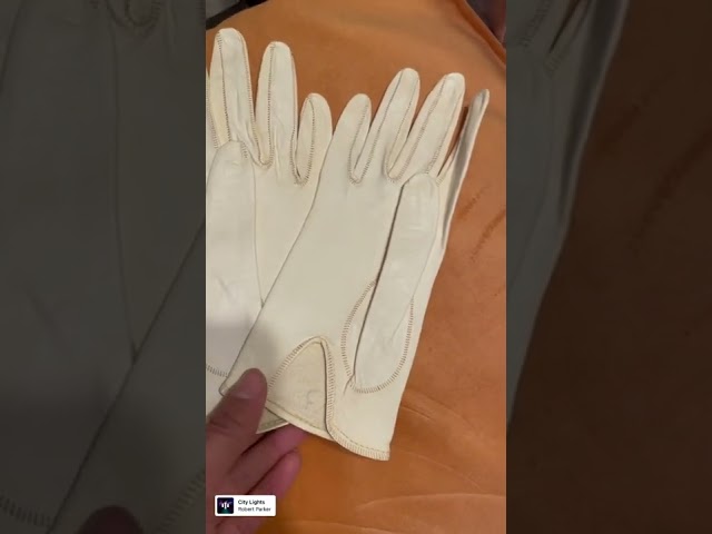 Vídeo relacionado con 4 pares,guantes de algodón - negro guantes textiles para aplicaciones cosméticas, gastronomía, así como en el procesamiento de joyas o fotos protección del trabajo y más, alta comodidad de uso