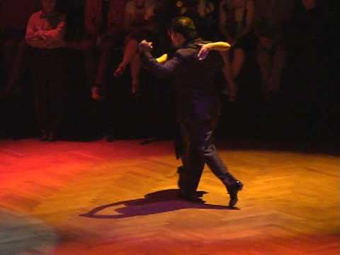  Ezequiel Paludi  and  Geraldine Rojas  are  dancing  to  the  tango  "  Yuyo Verde  "