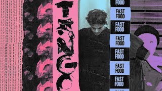 Kadr z teledysku Fast food tekst piosenki Rasmentalism feat. Taco Hemingway, Rosalie.
