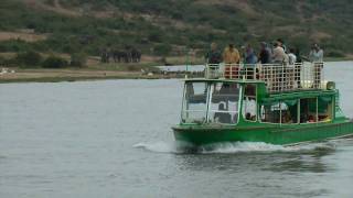 preview picture of video 'Uganda Part 6: Lounge trip Kazinga Channel'