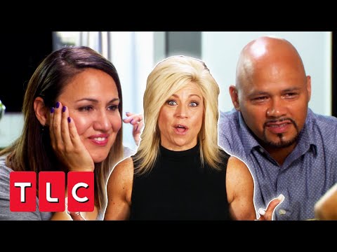 Theresa Connects To A Little Girl That Never Got To Open Her Christmas Presents | Long Island Medium