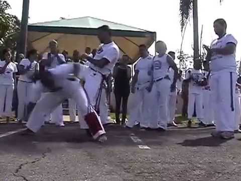 Capoeira na Praça Mestre Onça Tigre: Velha Guarda do Distrito Federal. 28fev15. 2C1