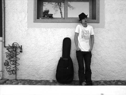 CompteMusique’s Video 112964176356 ph4qZnYUfQU