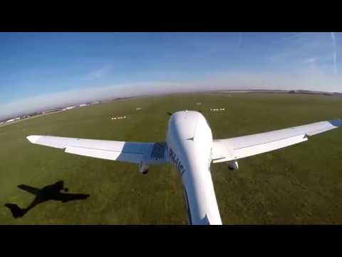 Flying VFR from Lelystad to Texel Airport - The Netherlands on the Diamond DA40 Aircraft