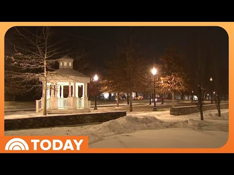 Icy winter storm causes commute chaos across at least 17 states