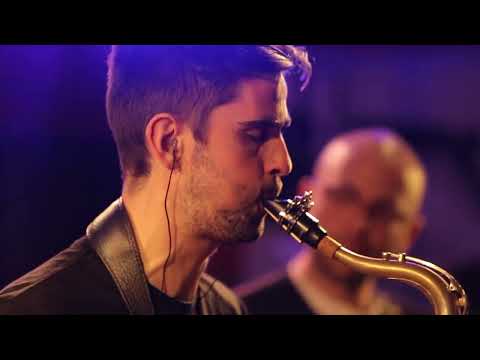 Waaju: ''Listening Glasses'' | Live! Sghetto Club