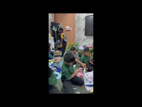 TOPI KEMERDEKAAN