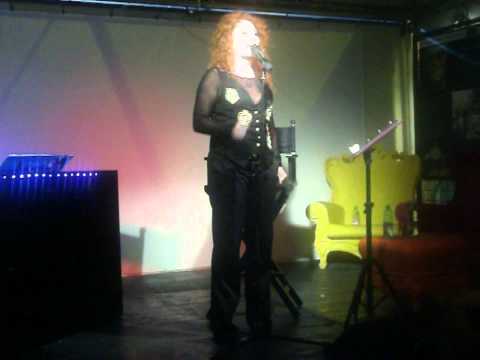 Simona Patitucci "La Sirenetta" (live 24-6-11)