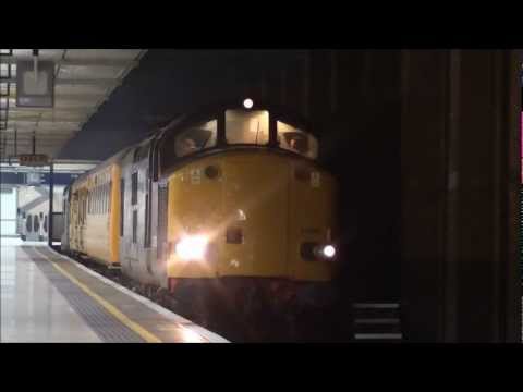 (HD) DRS 37605 + 37259 thrash out of London Victoria working the 2Q35 2.1.13