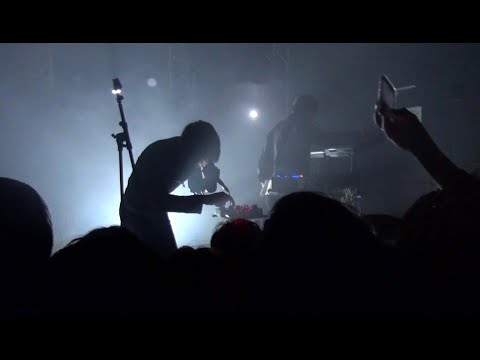 the hellp live ( full paris show )