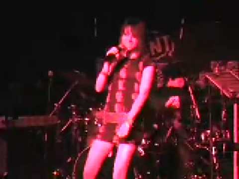 Alex Moore Sings "Sweet Dreams"