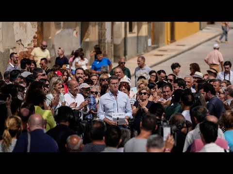 Alberto Núñez Feijóo visita Corrales del Vino (Zamora)