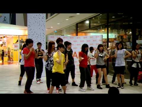 121012 KPOP Dance Off Vol 28: SNSD - Gee