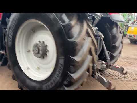 Video: Massey Ferguson 8740S tractor 1
