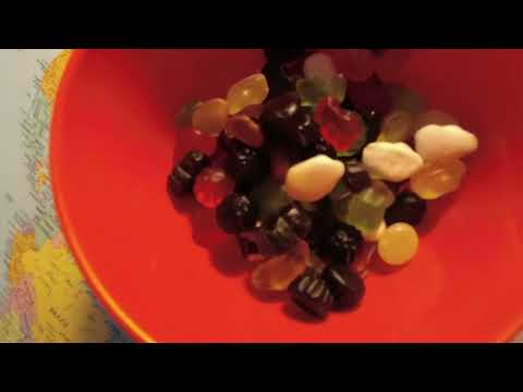 MongoTV_11990 - SPISER LILLE SKÅL CLICK MIX SLIK TORSDAG AFTEN