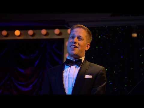 Theater Hamburg: Der Engelsaal zeigt  "Auf ins Metropol"