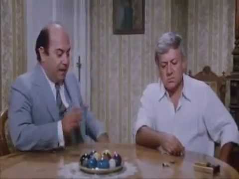 Banfi e Villaggio (Fracchia la belva Umana) - La mamma della belva umena(la puttanazza)