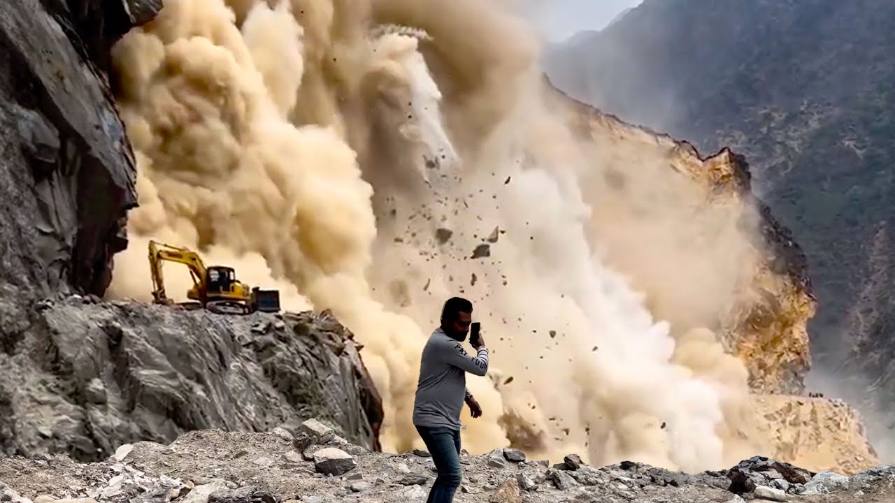 MOST EXTREME Nature Moments Caught on Camera