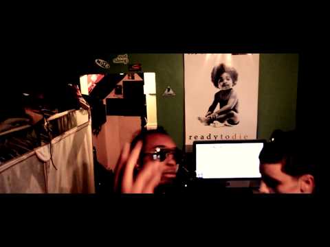 NEWHYPE & FCM - TYE BOOGZ x EMENSIVE (STUDIO SESSION VLOG)