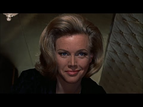 Bond Meets Pussy Galore | GOLDFINGER