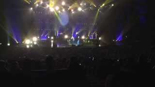 Tony Carreira - Madame en live au Palais des congrès le 18/10/14