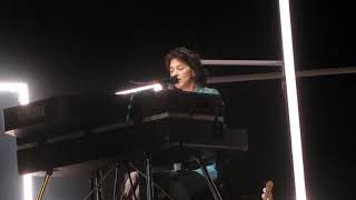 Charlotte Gainsbourg - Lying With You Live @ Primavera Sound