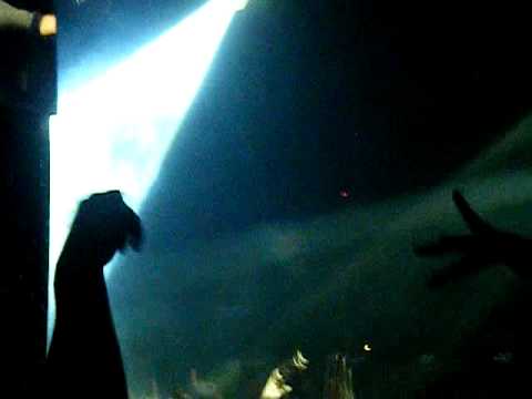 Calvin Harris - The Moment (Pacha NYC 5/6/11)