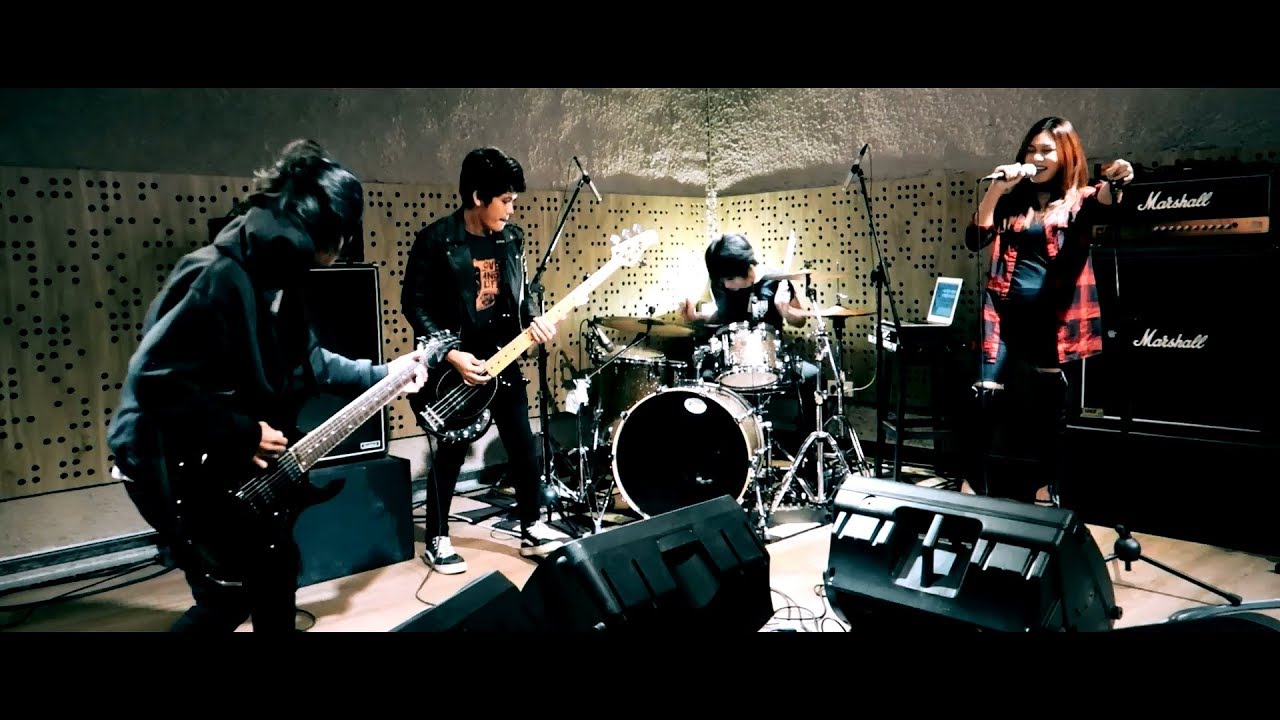 Akad (Cover) - Versi ROCK - Payung Teduh by Jeje GuitarAddict ft Shella Ikhfa