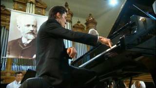 Alexander Romanovsky plays Tchaikovsky Concerto No.1