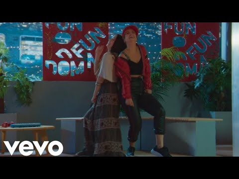 La Cobra: Andrea De Alba, Julia Argüelles  - Tu color para pintar (Reversión)