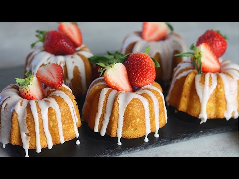 Soft Mini Vanilla Bundt Cakes | Quick & Easy Pound Cake Recipe!
