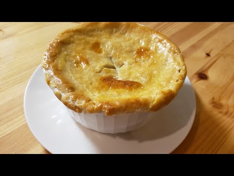 The Best Ground Beef Pot Pie/ Pie Recipes/Beef Recipes