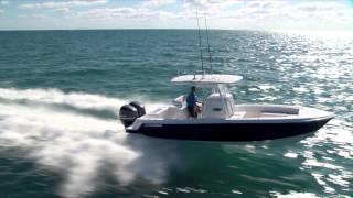 Contender 28 Sport running offshore