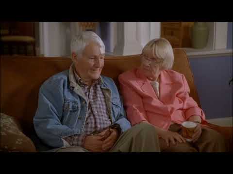 Lynette Brags About Tom To The Neighbors - Desperate Housewives 7x09 Scene