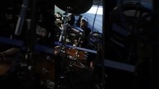 Download lagu Kericuhan di hiburan rusdy oyag percussion mp3 Download lagu Kericuhan di hiburan rusdy oyag percussion mp3