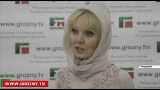 Рамзан Кадыров дал торжественный ужин для гостей, приехавших в Грозный на тройной праздник