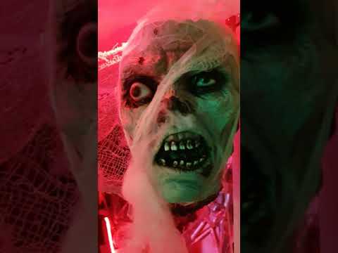 welcome to hell Abteilung bei Marcs-world-of-figures in weiden Filmfiguren Ausstellung lifesize