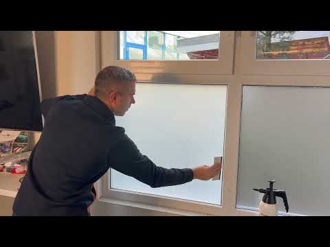 Möbelfolien-Shop.de | Montageanleitung Sichtschutzfolie bzw. Milchglasfolie | Fensterfolie anbringen