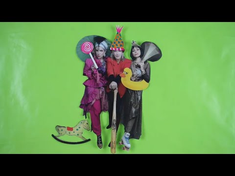 VickiKristinaBarcelona - I Don't Wanna Grow Up