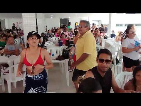 GITANA PIMENTEL FOI UMA DAS ATRAÇÕES DO DIA DO COMERCIÁRIO