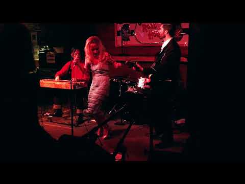 WILDCAT ROSE covers Fast & Frightening by L7