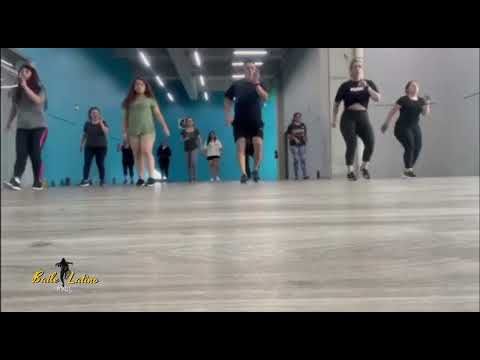 Me gusta hacerte al amor/ Merengue/ Grupo Tormenta Banda/ Baile Latino fitness Guatemala 🇬🇹💃🕺