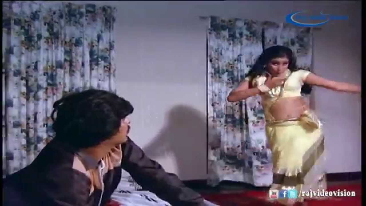 Vanthene Chinna Chittu Song Lyrics | Sarvam Sakthi Mayam