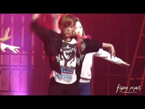 [fancam]111021 Taeyeon_The Boys rehearsal @Music Bank